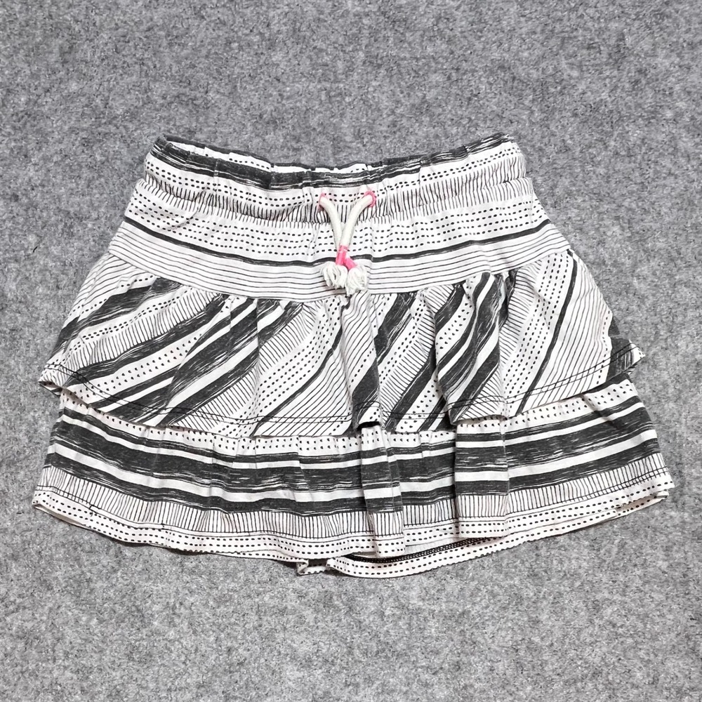 Cat & Jack Girls Black White Striped Ruffle Skort Small 6/6X Tiered Skirt Shorts